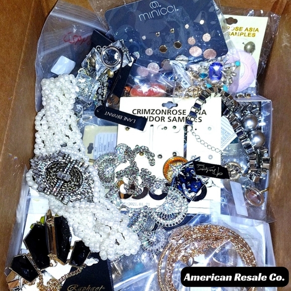 2 lbs Jewelry Lot-Some Good Some Broken-Necklaces,Bracelets,Earrings-All… - Picture 1 of 7